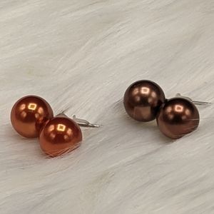 B1G1 FREE NWOT Shiny Orb Stud Earrings